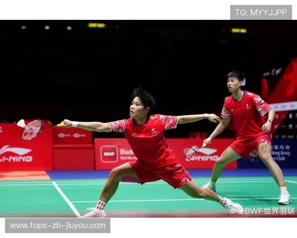 羽毛球反杀直落两局：逆境中奋起的精彩瞬间