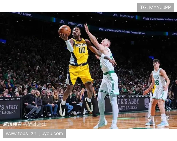 凯尔特人逆转步行者，布朗31分爆发力